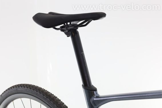 Produit Reconditionne    Giant Revolt Advanced 2   Velo De Gravel   Tres Bon Etat - 8