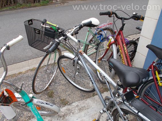 vélo peugeot 1974 comme neuf avec panier av  - 8