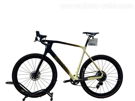 Canyon Grail CF SLX 9 eTap Carbon Vélo de gravel Sram Red AXS 2023 - 2
