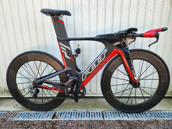 Vélo contre la montre triathlon haut de gamme Felt IA FRD roues Lightweight capteur puissance