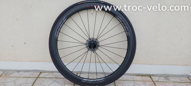 Paire de roues carbone ZIPP 303 FIRECREST Patins et Boyaux - 1