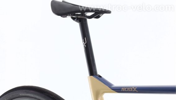 Produit Reconditionne    Bianchi Arcadex   Velo De Gravel   Tres Bon Etat - 8
