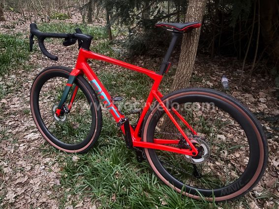 Vélo Gravel Kaius bmc