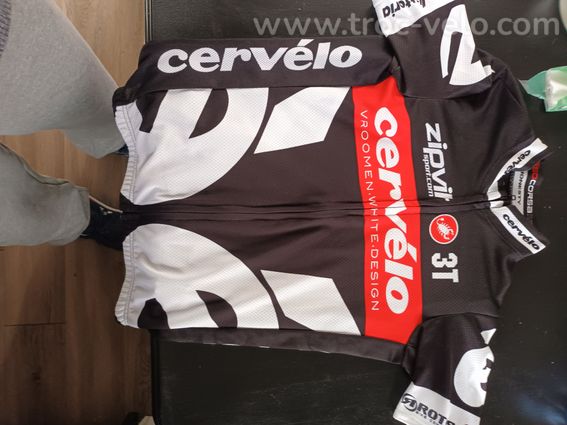 Vends ensemble cuissard maillot - 3