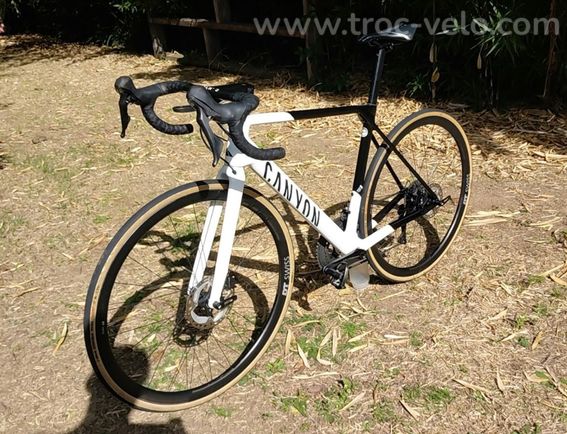 Canyon Ultimate CF SL 8 Disc – Ultegra – DT Swiss PRC 1400 - 2