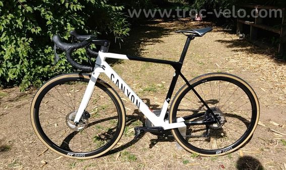 Canyon Ultimate CF SL 8 Disc – Ultegra – DT Swiss PRC 1400 - 3