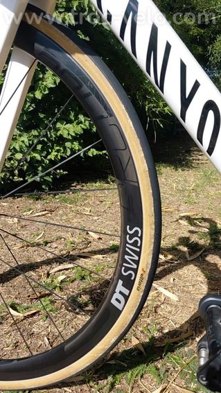 Canyon Ultimate CF SL 8 Disc – Ultegra – DT Swiss PRC 1400 - 8