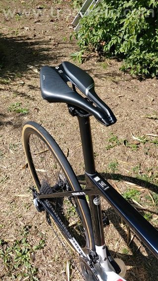 Canyon Ultimate CF SL 8 Disc – Ultegra – DT Swiss PRC 1400 - 9