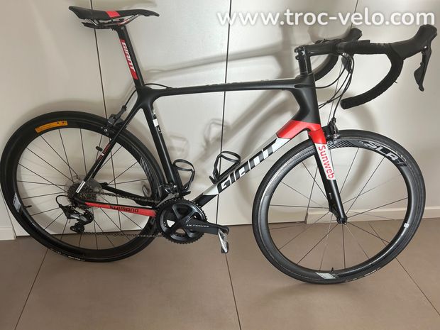 GIANT TCR ADVANCED PRO SUNWEB - 4