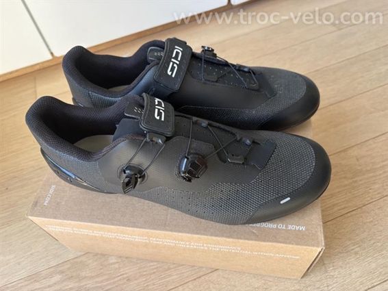 Chaussures vélo route SIDI GENIUS 10 (WYVE) - Taille 45,5 - Noir - État neuf - 3
