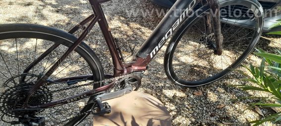 Vélo de course électrique Megamo Kansas Apex 500 kms. - 7