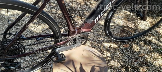 Vélo de course électrique Megamo Kansas Apex 500 kms. - 9