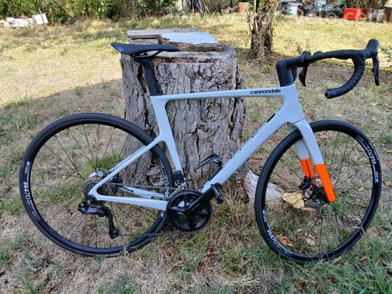 Vends vélo cannondale super six evo - 2