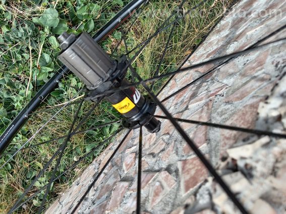 Roue mavic aksium patins - 4