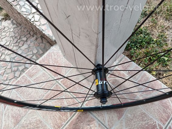 Roue mavic aksium patins - 6