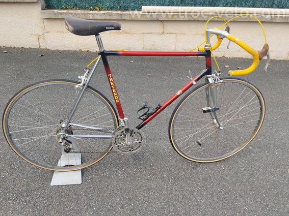Vélo de route vintage Cadre Super Vitus & Groupe complet Mavic