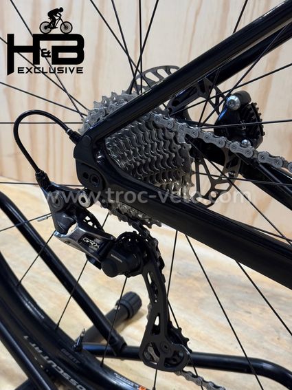 Giant Revolt Advanced 2 Carbon Vélo de gravel Shimano GRX 2023 - 11