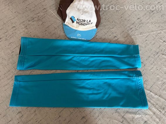 Lot de vêtements, Ag2r              la mondiale - 8
