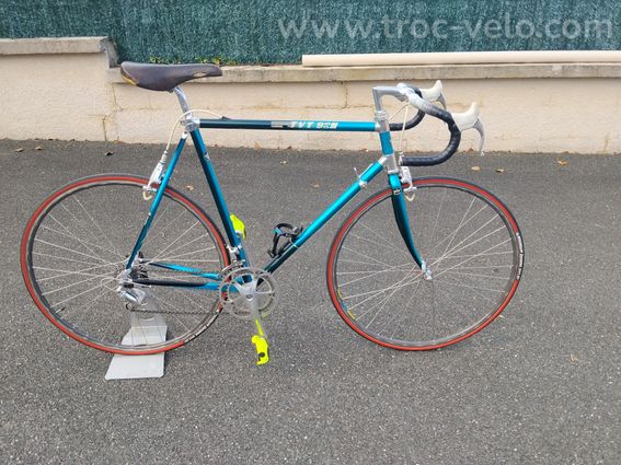 Vélo de route vintage TVT 92 Carbone –