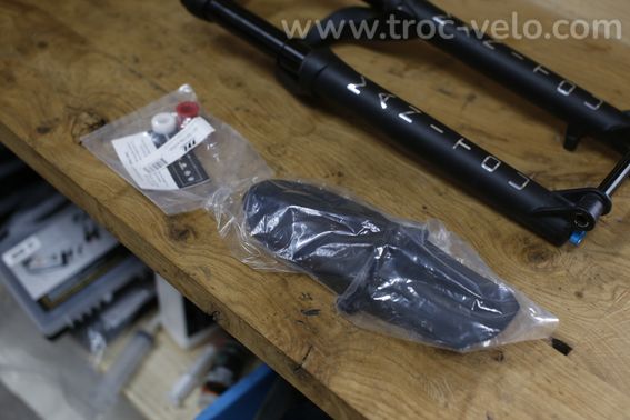 Fourche suspendu Manitou Machete Boost 120mm Travel - 2