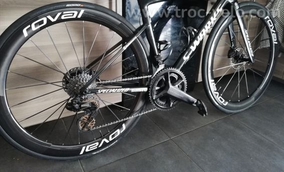 Roues ROVAL CLX 3 ( facture ) 1305g  modèle TEAM Remco evenepool 2026 - 2