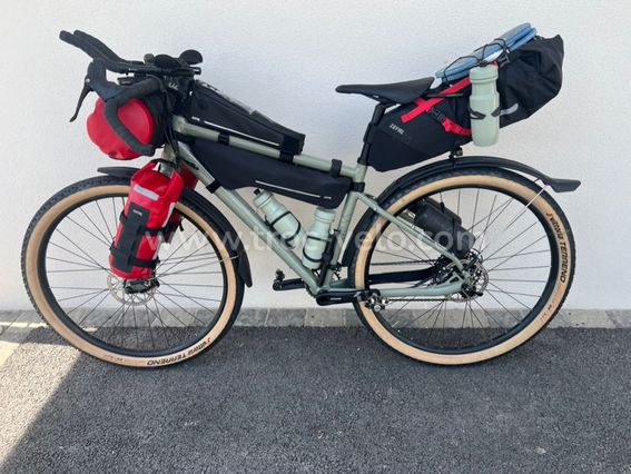 Gravel Riverside touring 920