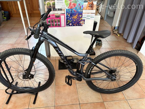 VTT Giant stance 2 - 2