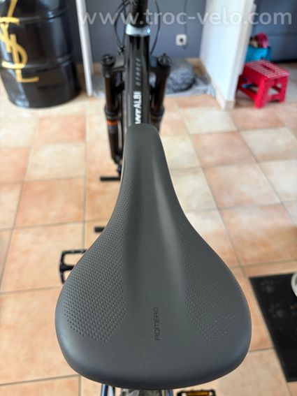 VTT Giant stance 2 - 6