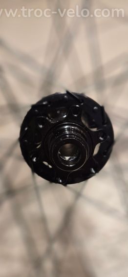 Paire de roues VTT DT Swiss 466d 27,5" NEUVES + Pneus Schwalbe Rocket Ron - 4