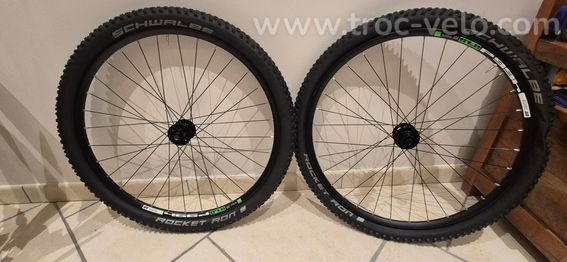 Paire de roues VTT DT Swiss 466d 27,5" NEUVES + Pneus Schwalbe Rocket Ron - 5