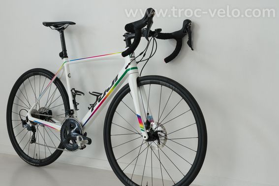 Fuji Carbon SL LTD Disc Ultegra 11v — Superbe état — 8,4 kg - 2