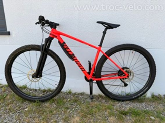 vtt Specialized Chisel 29” taille M – Shimano SLX / Deore XT – RockShox – État neuf - 2