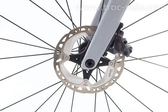 Produit Reconditionne    Focus Izalco Max Di2 12v    Gris   Velo De Route   Tres Bon Etat - 7