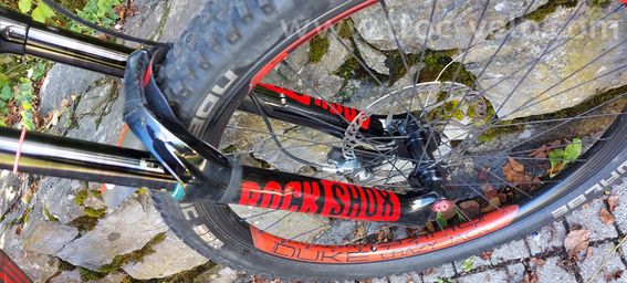 Intense Spider 275C XL - 4
