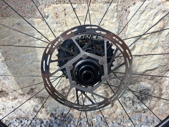 paire de roue carbone vendu complète pneu disque casette comme sur photo - 5