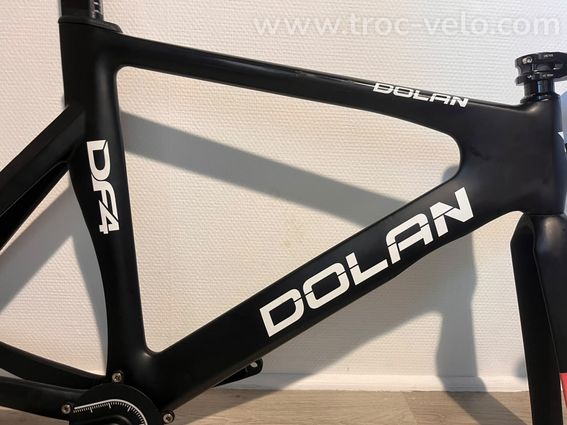 Cadre piste Dolan - 2