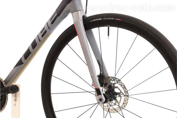 Produit Reconditionne    Cube Attain Pro    Gris   Velo De Route   Bon Etat - 5