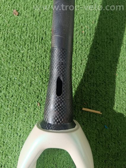 Fourche carbone Adris - 2