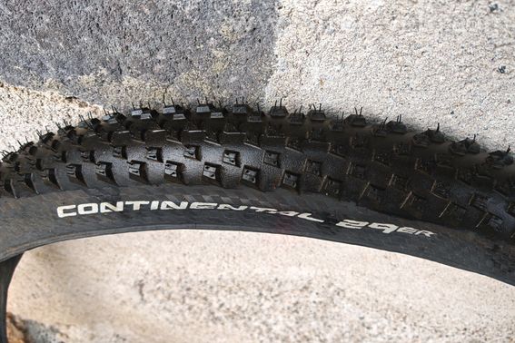 Pneus VTT Continental X-King (Cross King) 29 x 2.40 neuf - 2