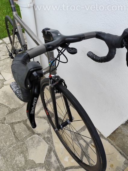 Vélo route titane  - 3