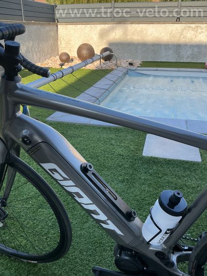 Vélo Giant road e 2 année 2023 + Taille XL batterie additionnelle neuve très bon etat - 4