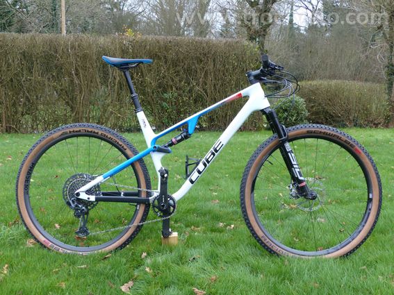 VTT CUBE AMS ZERO99 C:68X  - 2