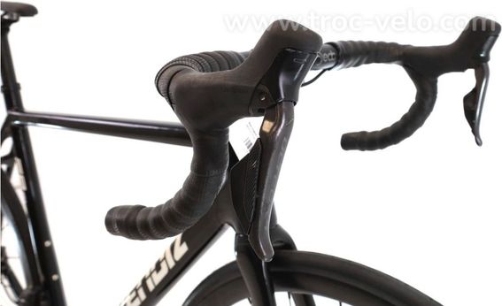 Produit Reconditionne    Mendiz F8 Sl Di2 12v    Noir   Velo De Route   Tres Bon Etat - 6