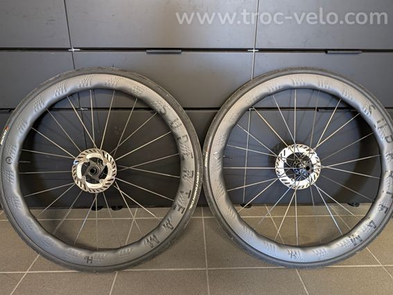 Roues Superteam H2 proche du neuf