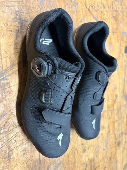 Paire chaussure de route specialized torch 2.0 T40 - 2