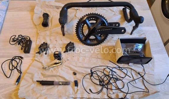 Groupe Shimano Ultegra R8070 Di2 à disque 11 vitesses