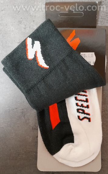 Chaussettes Specialized neuves - 2