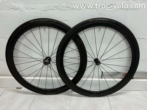 Paire de roues Asterion Schwarz 38 Tubular - 1204g - Boyaux neufs - 1