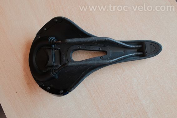 selle fizik aliante - 2