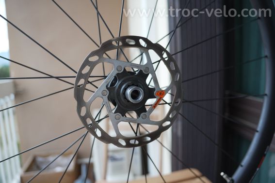 Paire de roues carbone Shimano C32 - 5